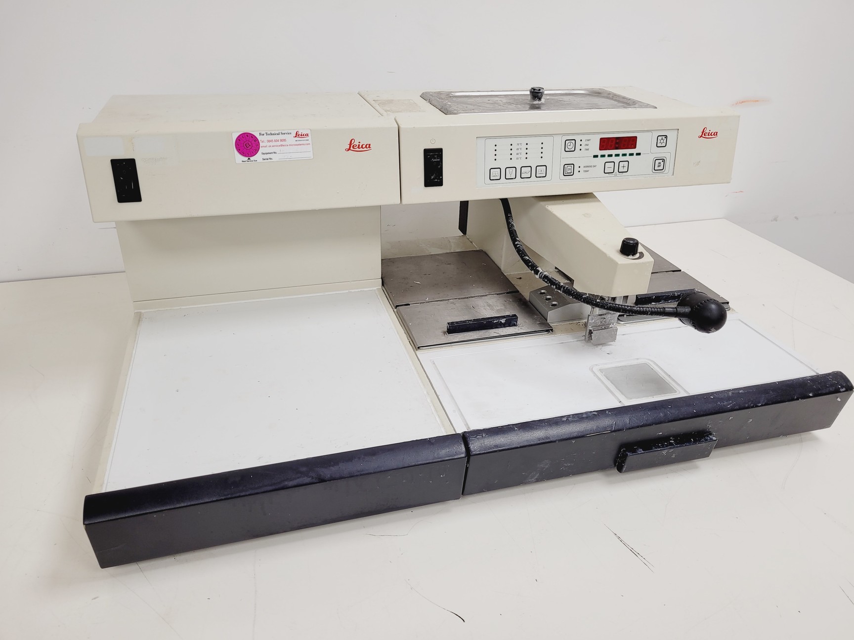 Image of Leica EG1140H Paraffin Embedding Center & EG1140C Cold Plate Lab