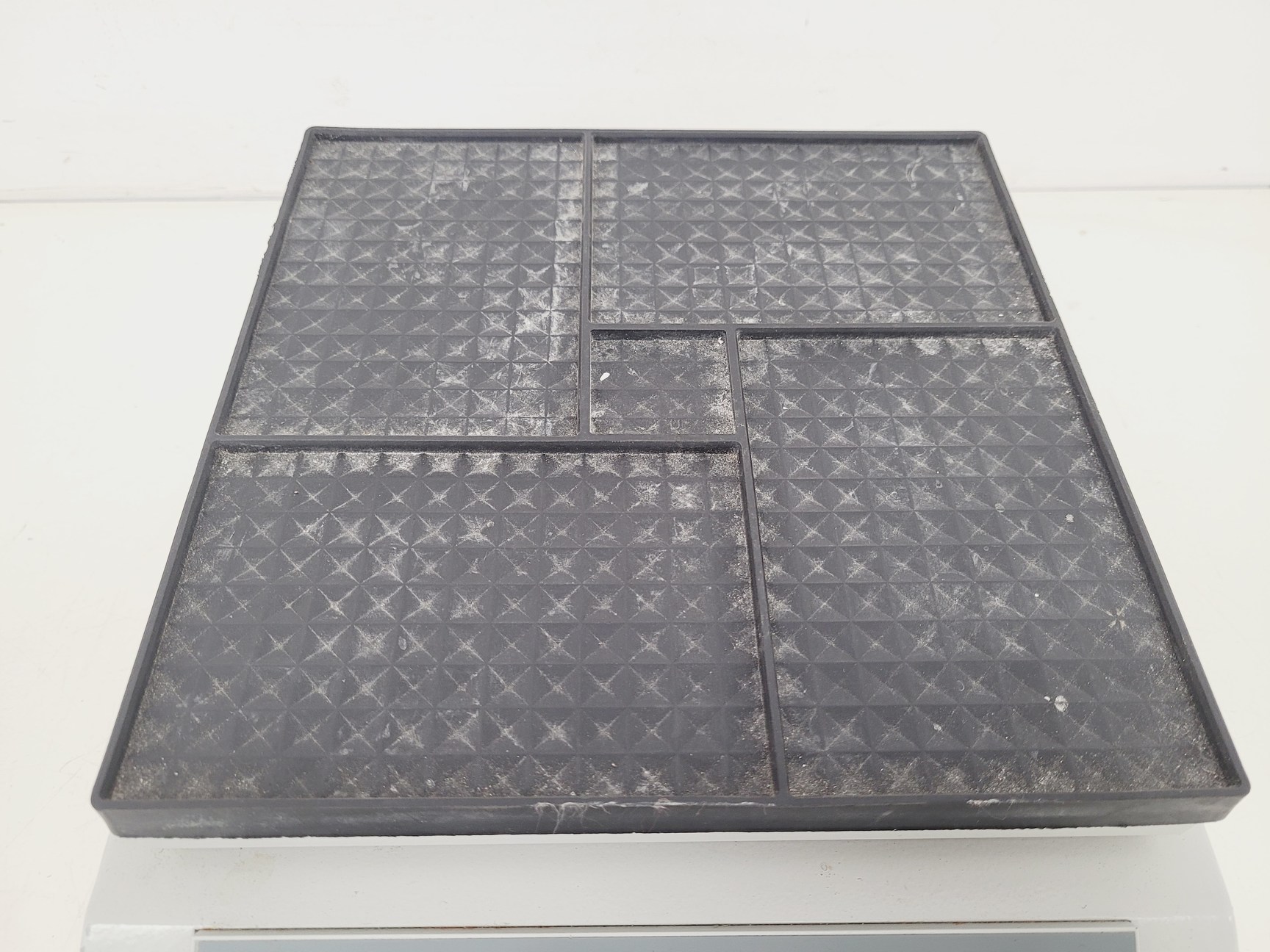 Image of Heidolph Titramax 1000 Laboratory Platform Shaker Lab