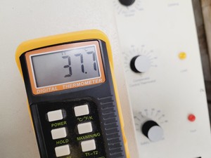 Thumbnail image of Gallenkamp Orbital Laboratory Shaking Incubator Cat no. IOX400.XX1.C Lab