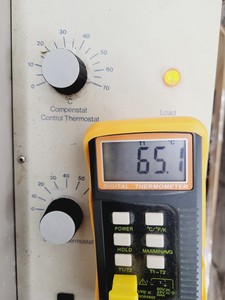 Thumbnail image of Gallenkamp Orbital Laboratory Shaking Incubator Cat no. IOX400.XX1.C Lab