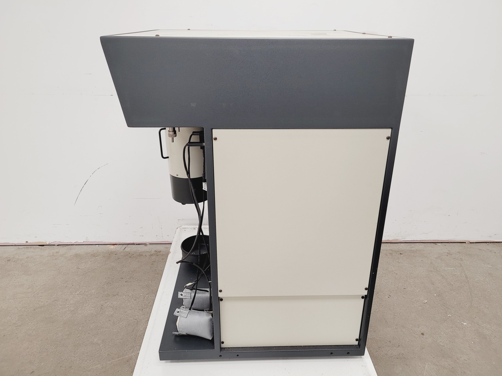 Image of Quantachrome Instruments Autosorb-1 Gas Sorption Analyser ASI-MP-9 Lab