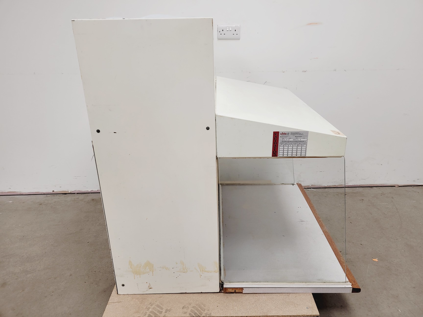 Image of Microflow Pathfinder Laminar Flow Cabinet Lab