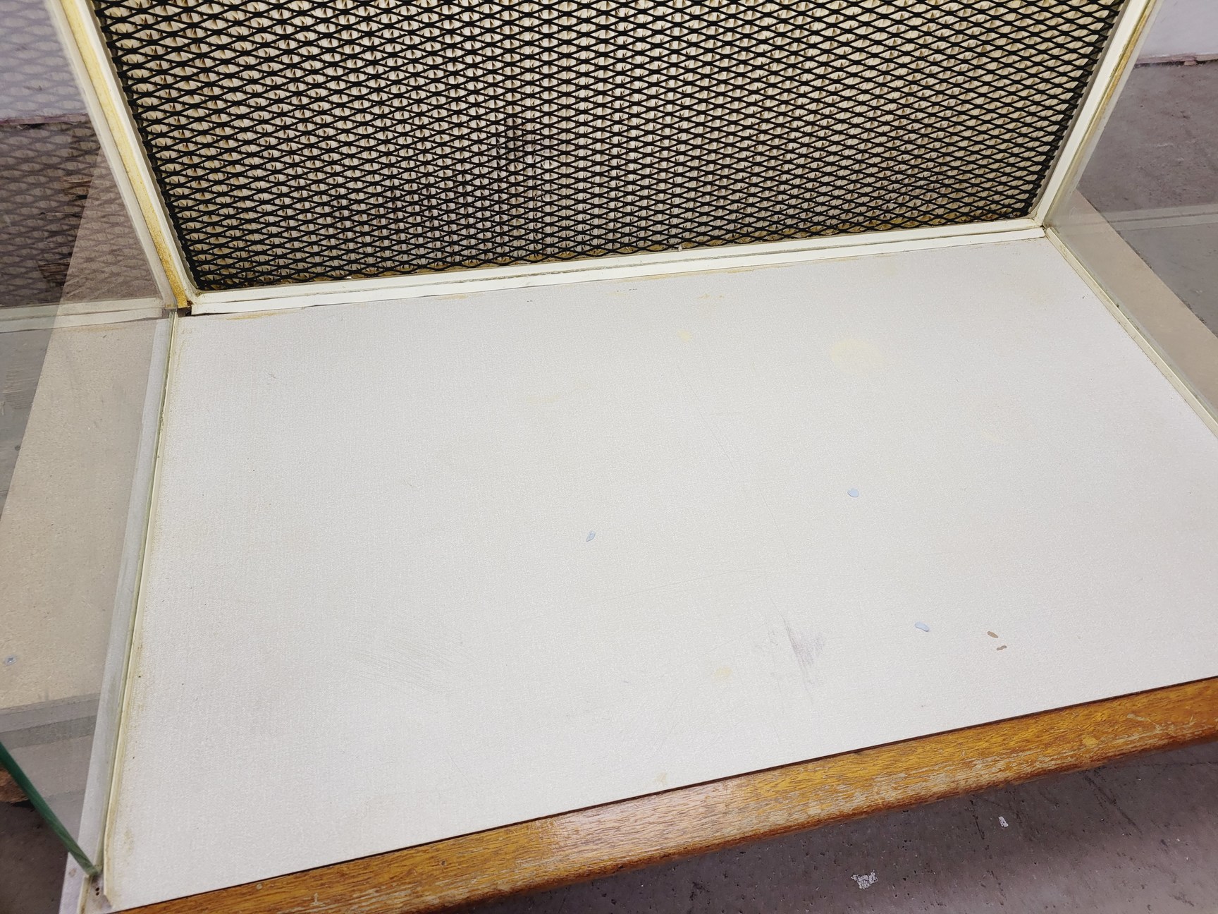 Image of Microflow Pathfinder Laminar Flow Cabinet Lab