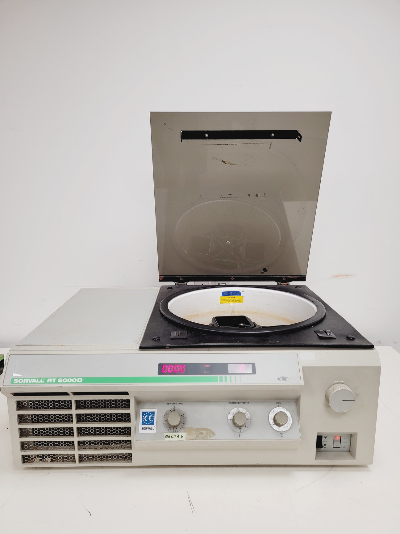 Image of Du Pont Sorvall Benchtop Centrifuge Model - RT 6000D with H1000B 3600RPM Rotor 