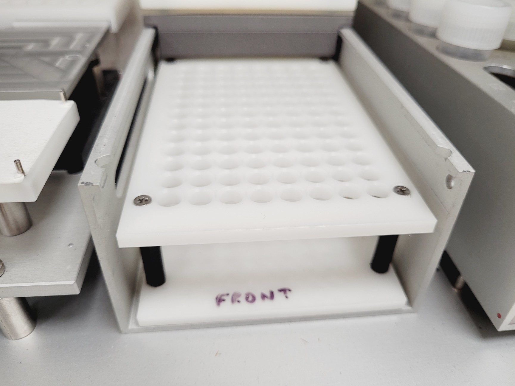 Image of Intavis Bioanalytical Instruments DigestPro MSi Automated Protein Digestion Unit