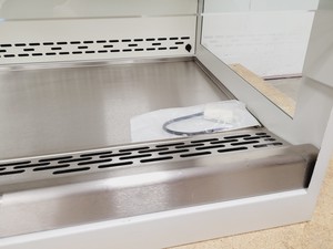 Thumbnail image of Labcaire Model - VLF-R Recirculating Vertical Laminar Flow Cabinet Lab