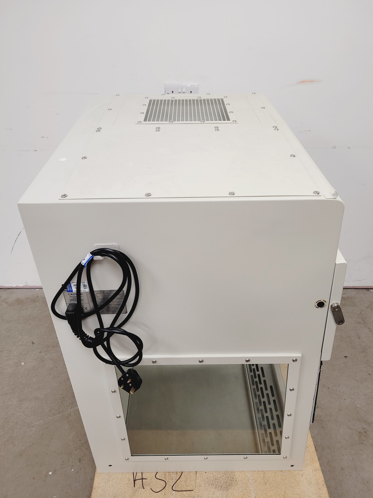 Image of Labcaire Model - VLF-R Recirculating Vertical Laminar Flow Cabinet Lab