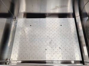 Thumbnail image of Gallenkamp Laboratory Incubator Shaker  Cat no. IOX400.XX2.C Lab