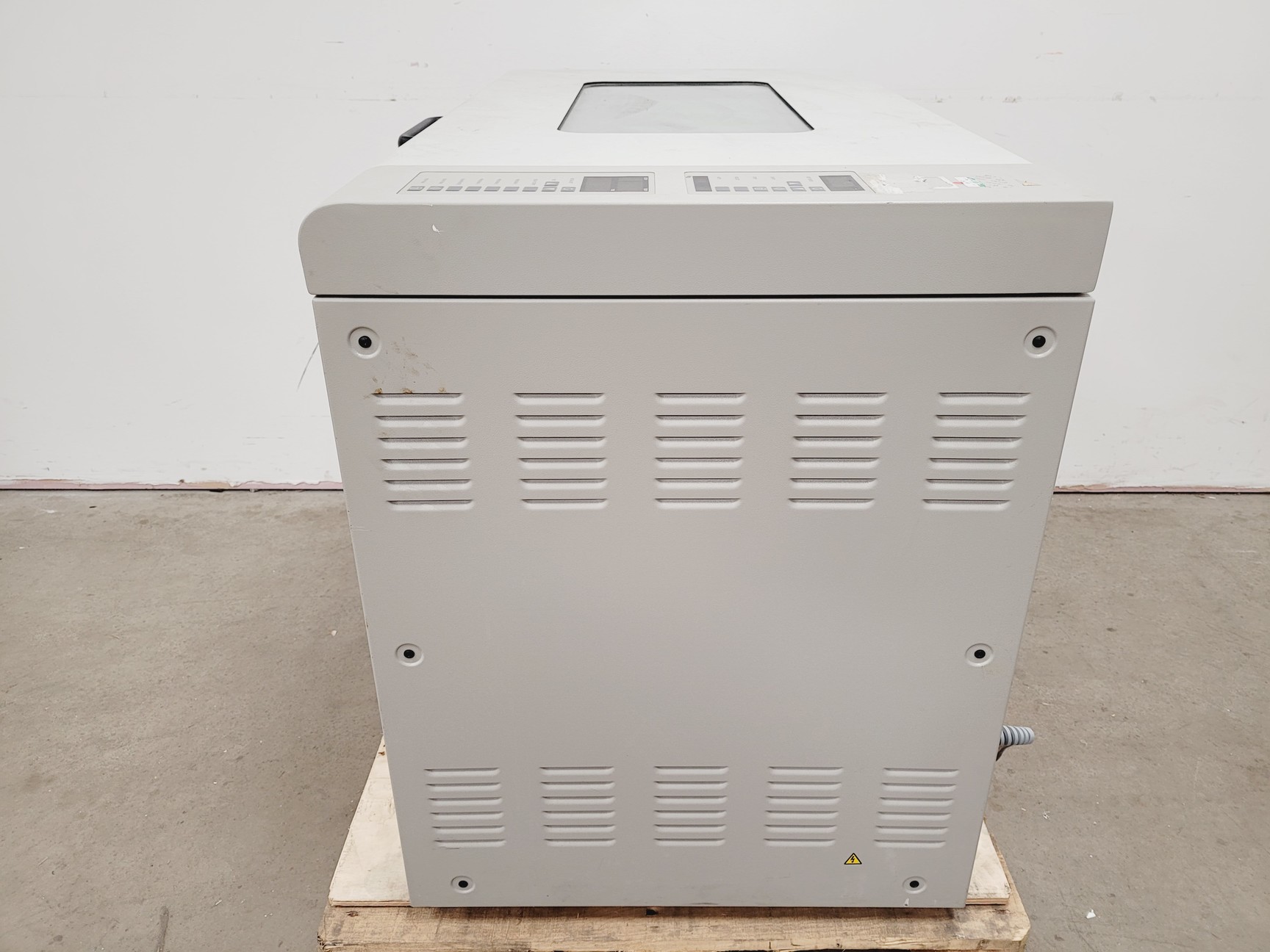 Image of Gallenkamp Incubator Shaker Cat no. IOX400.XX2.C Lab