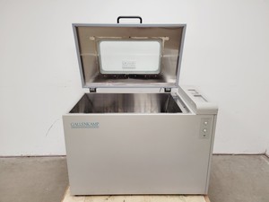 Thumbnail image of Gallenkamp Incubator Shaker Cat no. IOX400.XX2.C Lab