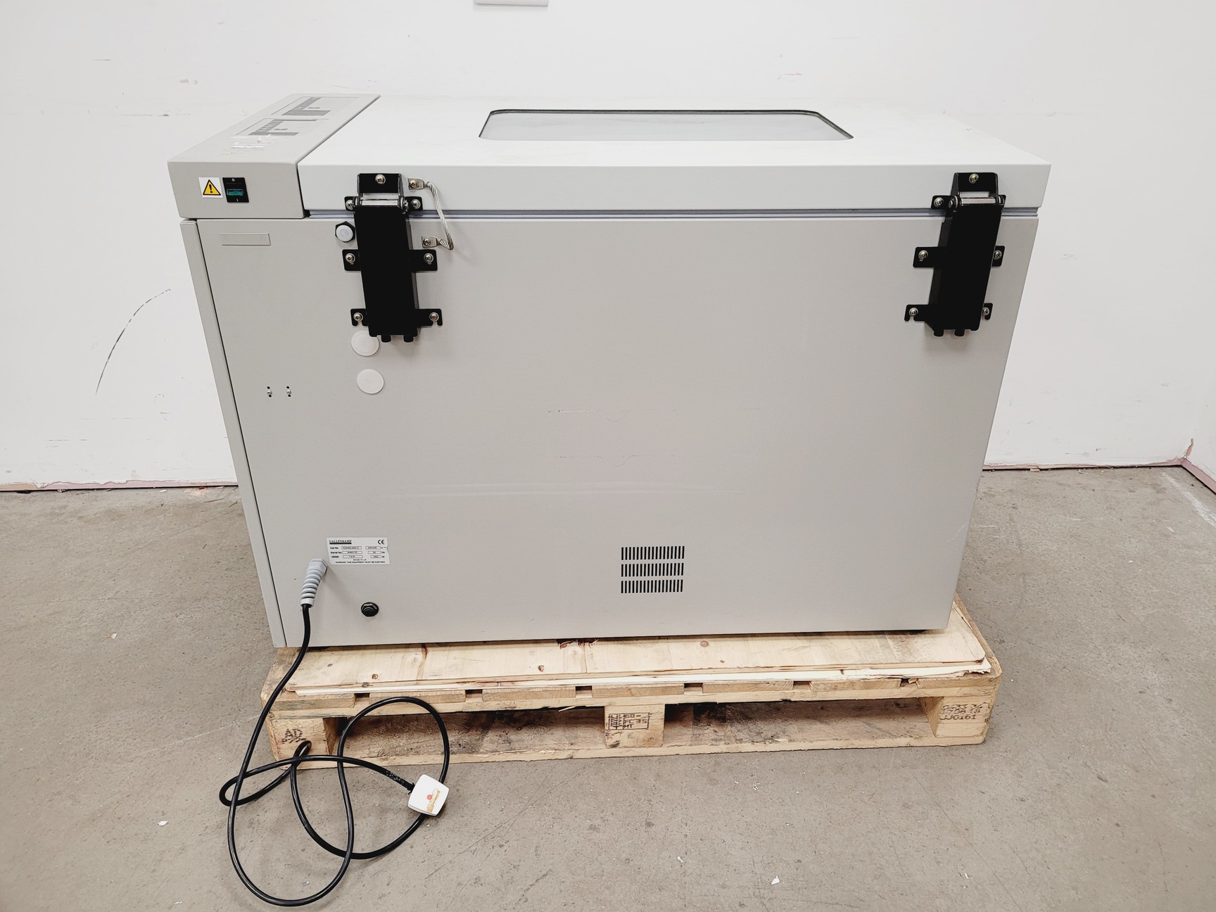 Image of Gallenkamp Incubator Shaker Cat no. IOX400.XX2.C Lab