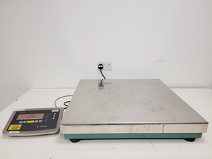 Image of Sartorius Combics 2 Platform Scales Lab