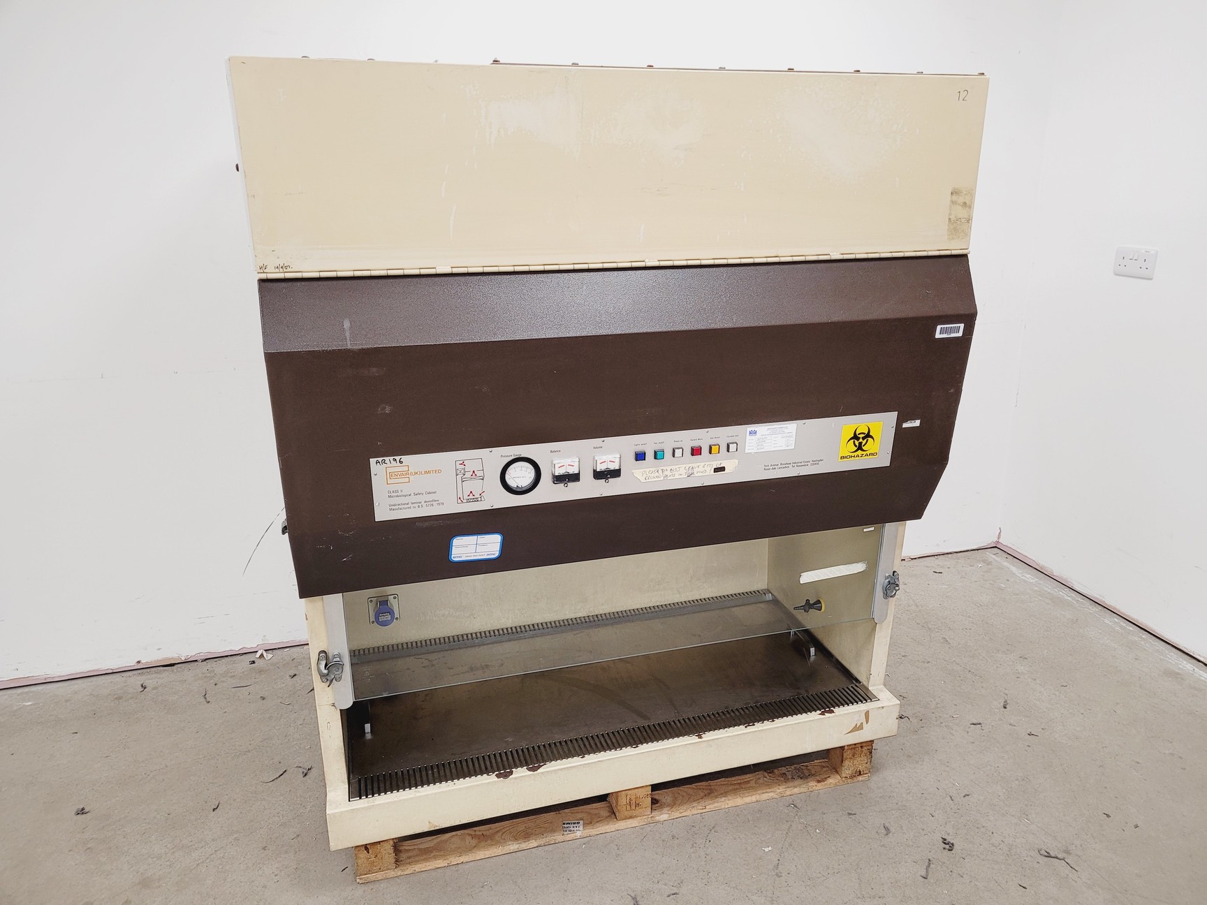 Image of Envair Class II Microbiological Safety Cabinet  Type - MSC/II/B4 Lab