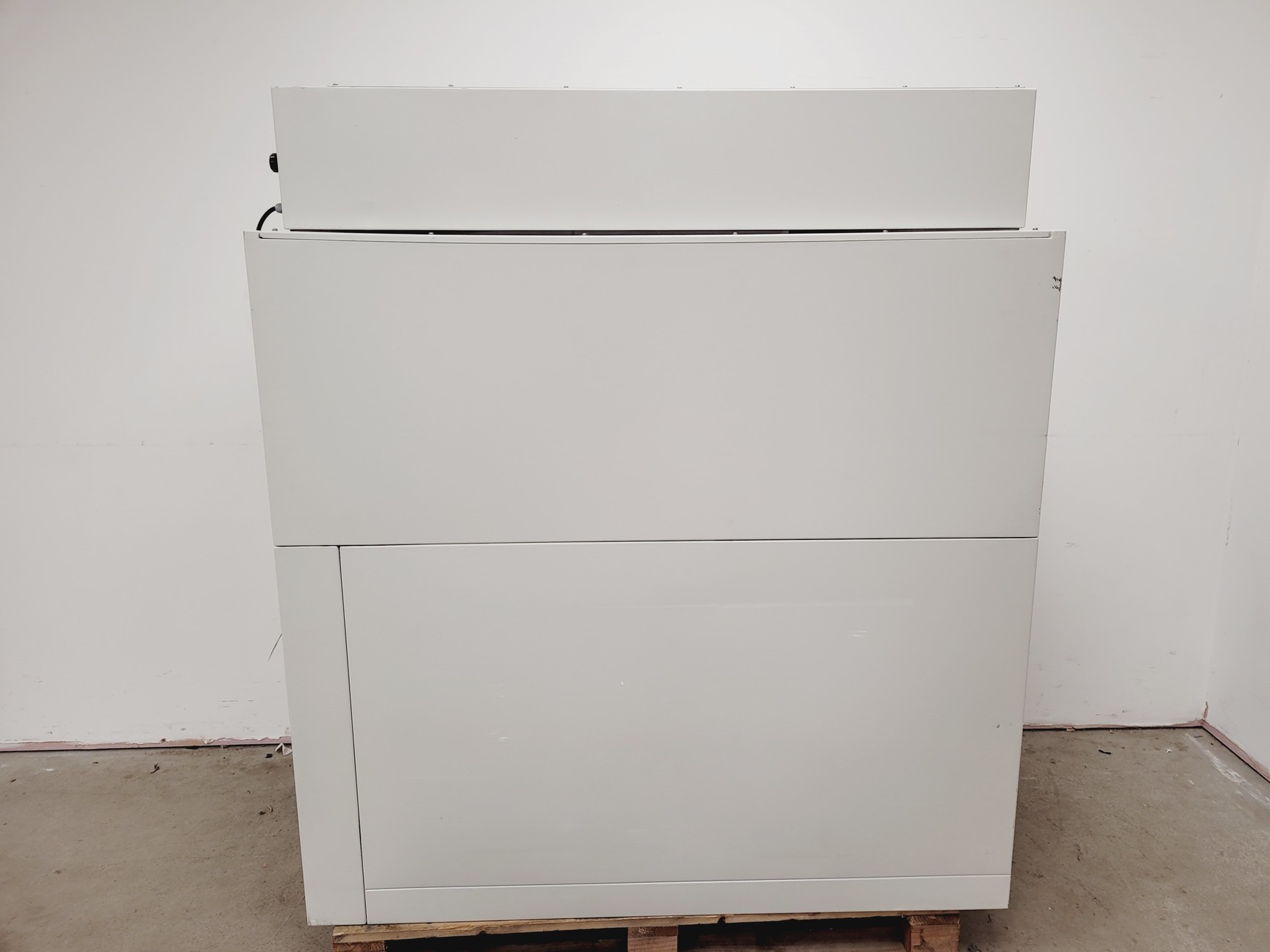 Image of Labcaire Model - BH12 Class II Biological Safety Cabinet Lab