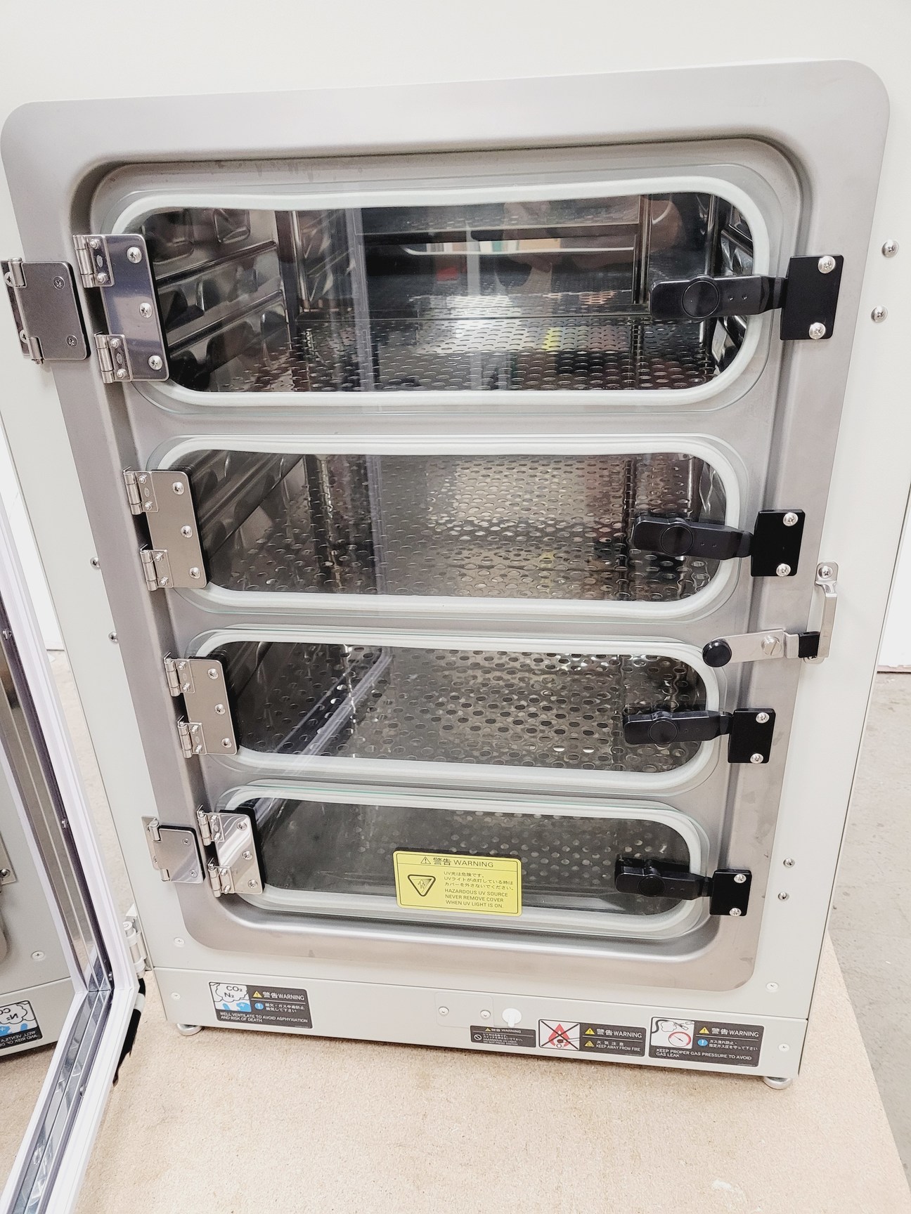 Image of Panasonic O2/Co2 Incubator  Model - MCO-170M-PE Lab