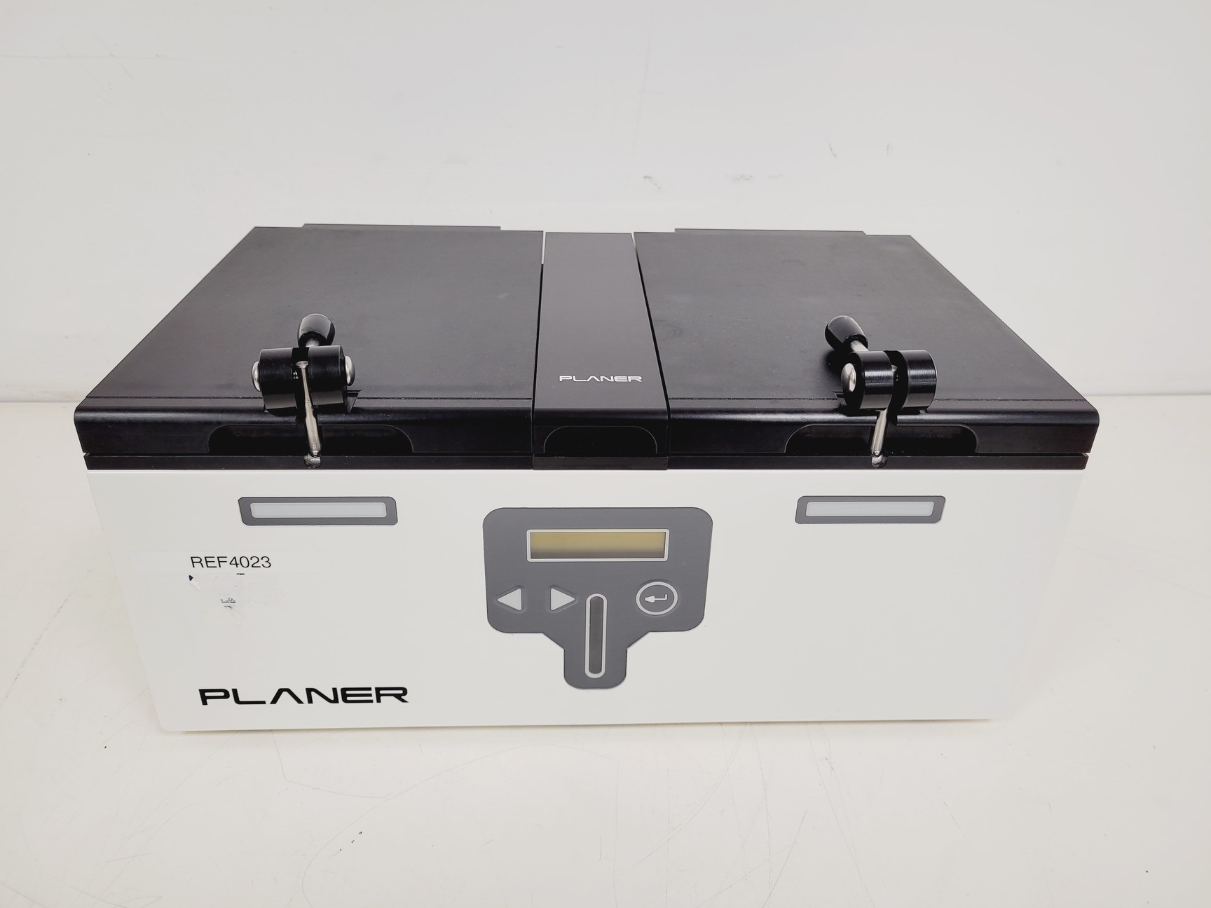 Image of Planer Bench Top Incubator  Model - BT37GP  PN - GDBT37GP-01 Lab
