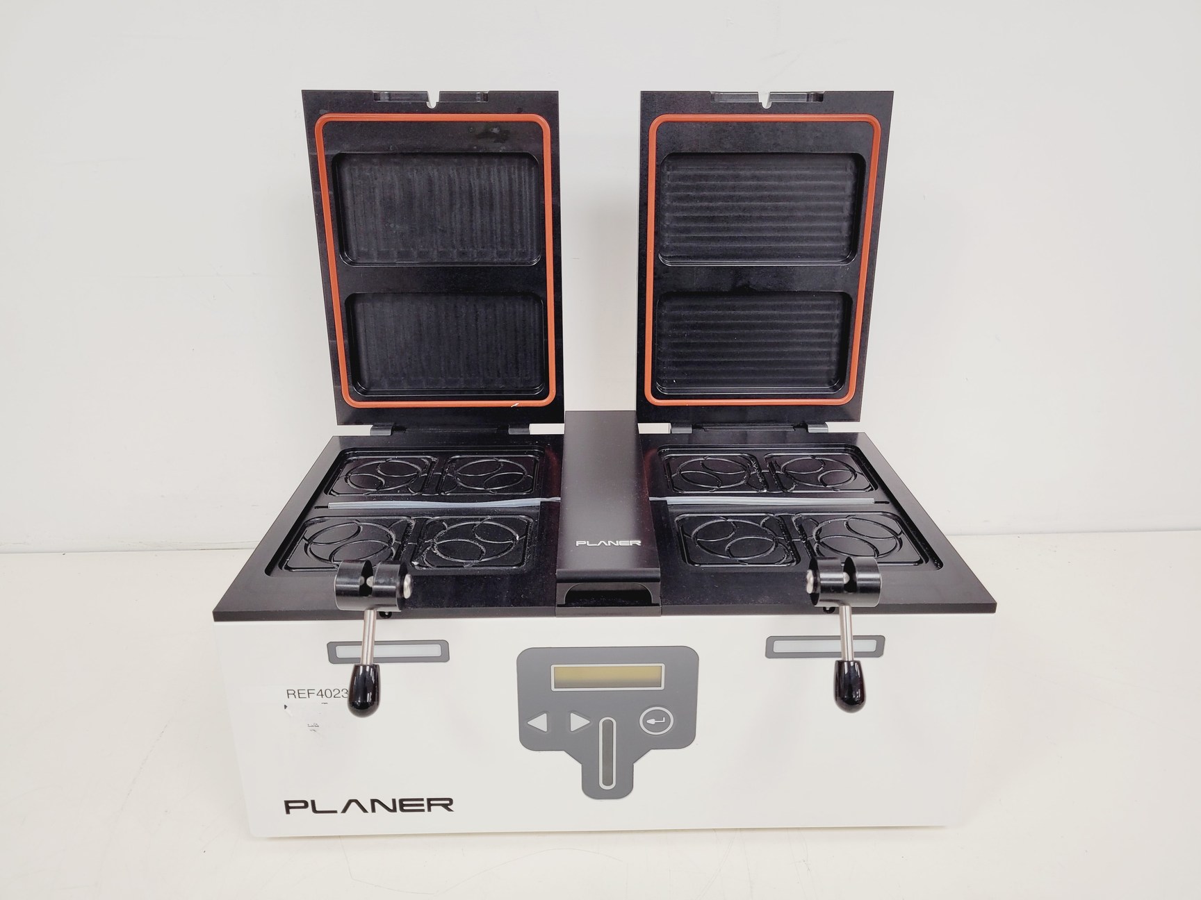 Image of Planer Bench Top Incubator  Model - BT37GP  PN - GDBT37GP-01 Lab