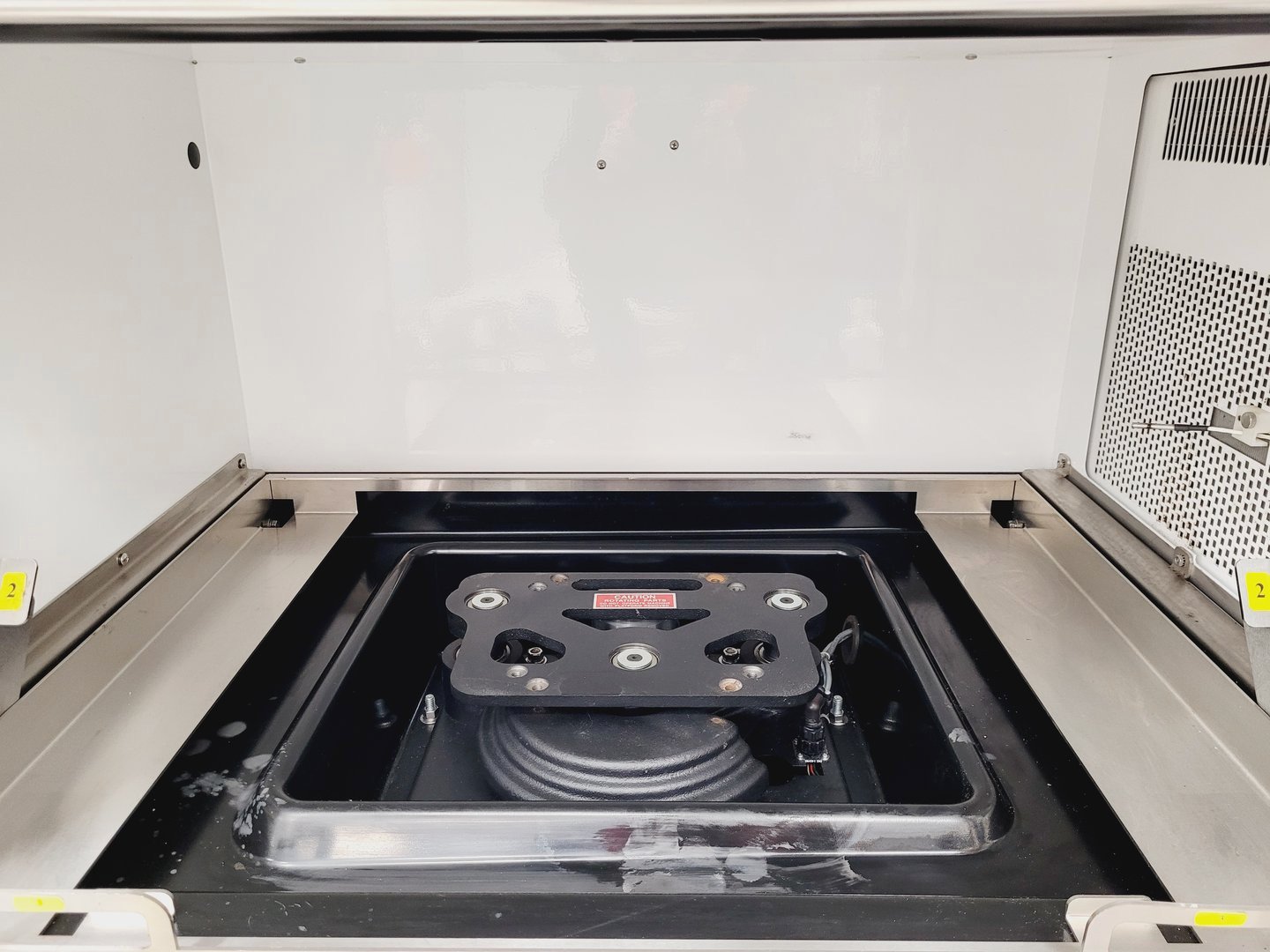 Image of New Brunswick Innova 44R Incubator Shaker Double Stack Lab