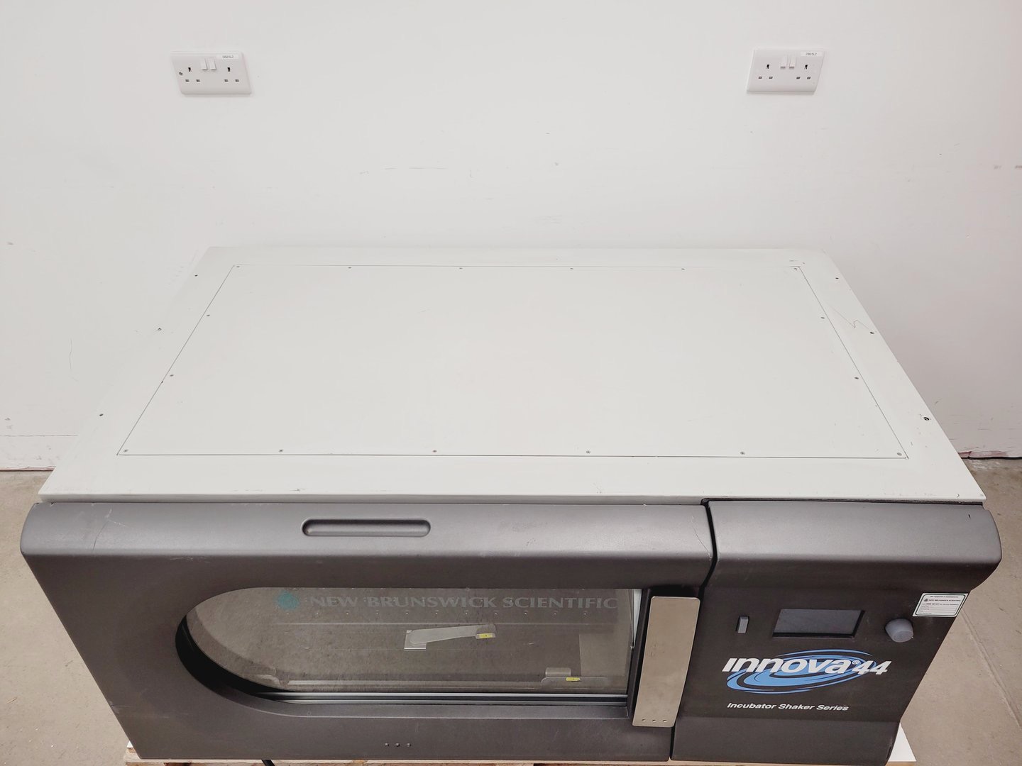 Image of New Brunswick Innova 44R Incubator Shaker Double Stack Lab