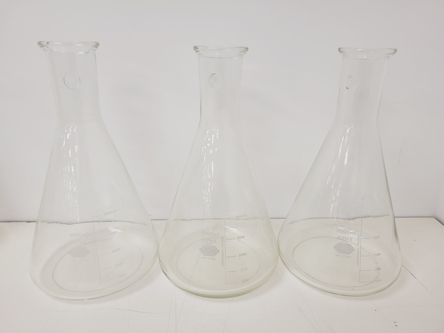 Image of 28 x Conical & Volumetric Laboratory Flasks Lab - Kimax, Quick Fit, Pyrex Lab