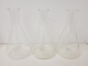 Thumbnail image of 28 x Conical & Volumetric Laboratory Flasks Lab - Kimax, Quick Fit, Pyrex Lab