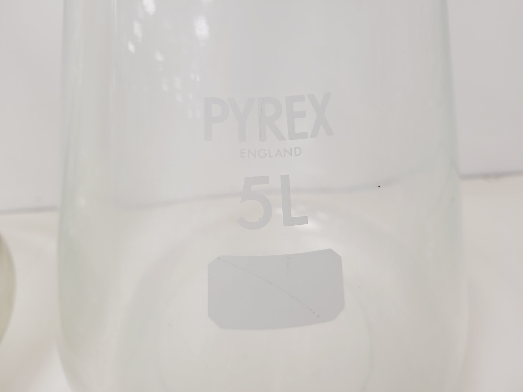 Image of 28 x Conical & Volumetric Laboratory Flasks Lab - Kimax, Quick Fit, Pyrex Lab