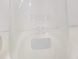 Thumbnail image of 28 x Conical & Volumetric Laboratory Flasks Lab - Kimax, Quick Fit, Pyrex Lab