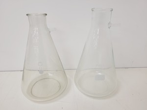 Thumbnail image of 28 x Conical & Volumetric Laboratory Flasks Lab - Kimax, Quick Fit, Pyrex Lab