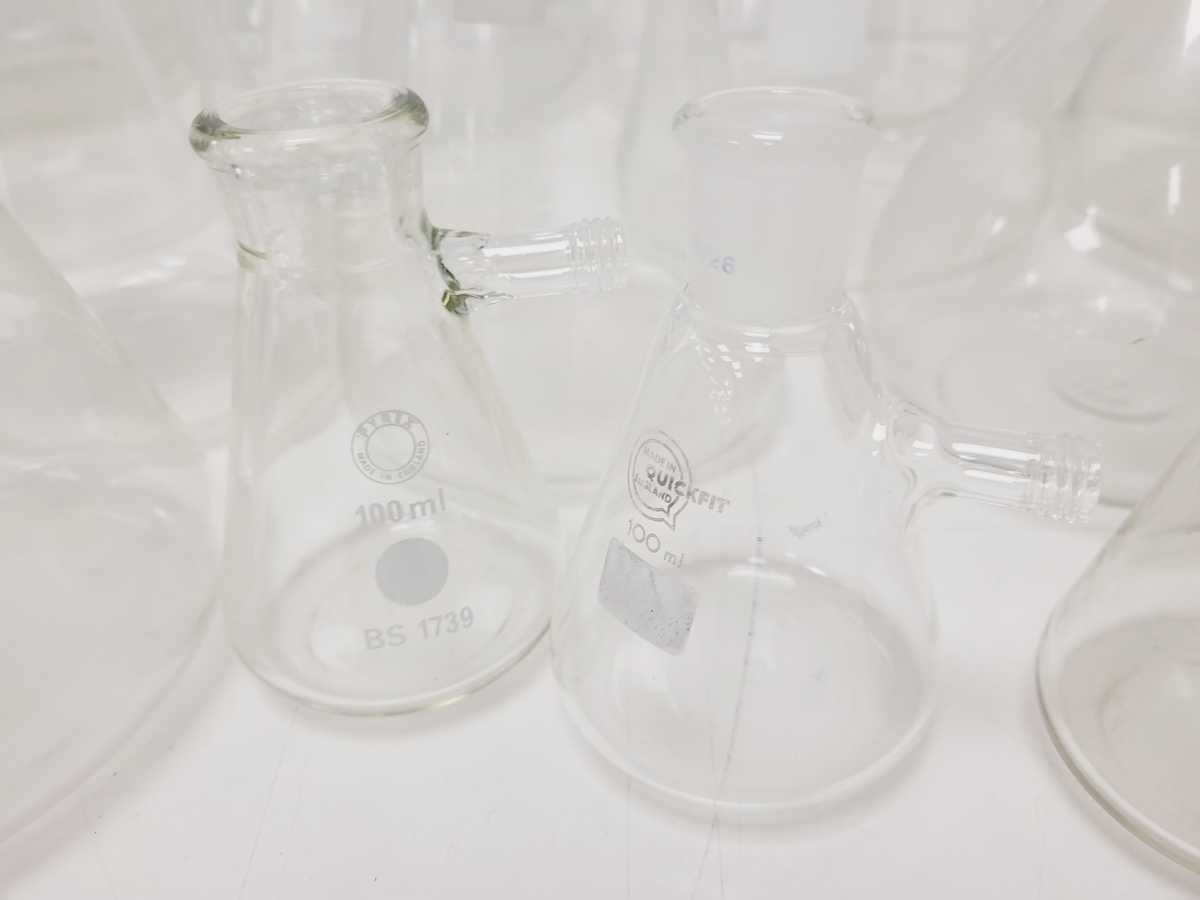 Image of 28 x Conical & Volumetric Laboratory Flasks Lab - Kimax, Quick Fit, Pyrex Lab