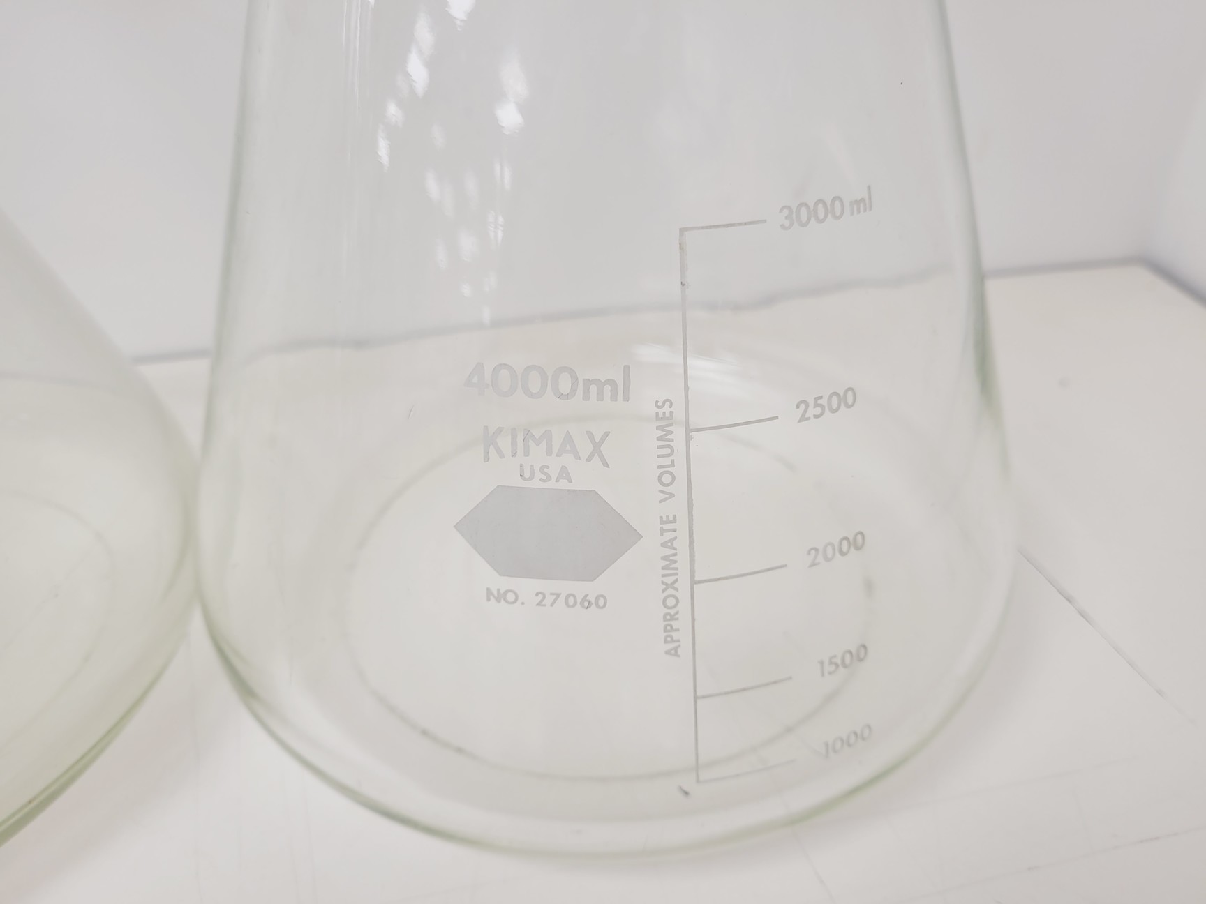 Image of 28 x Conical & Volumetric Laboratory Flasks Lab - Kimax, Quick Fit, Pyrex Lab
