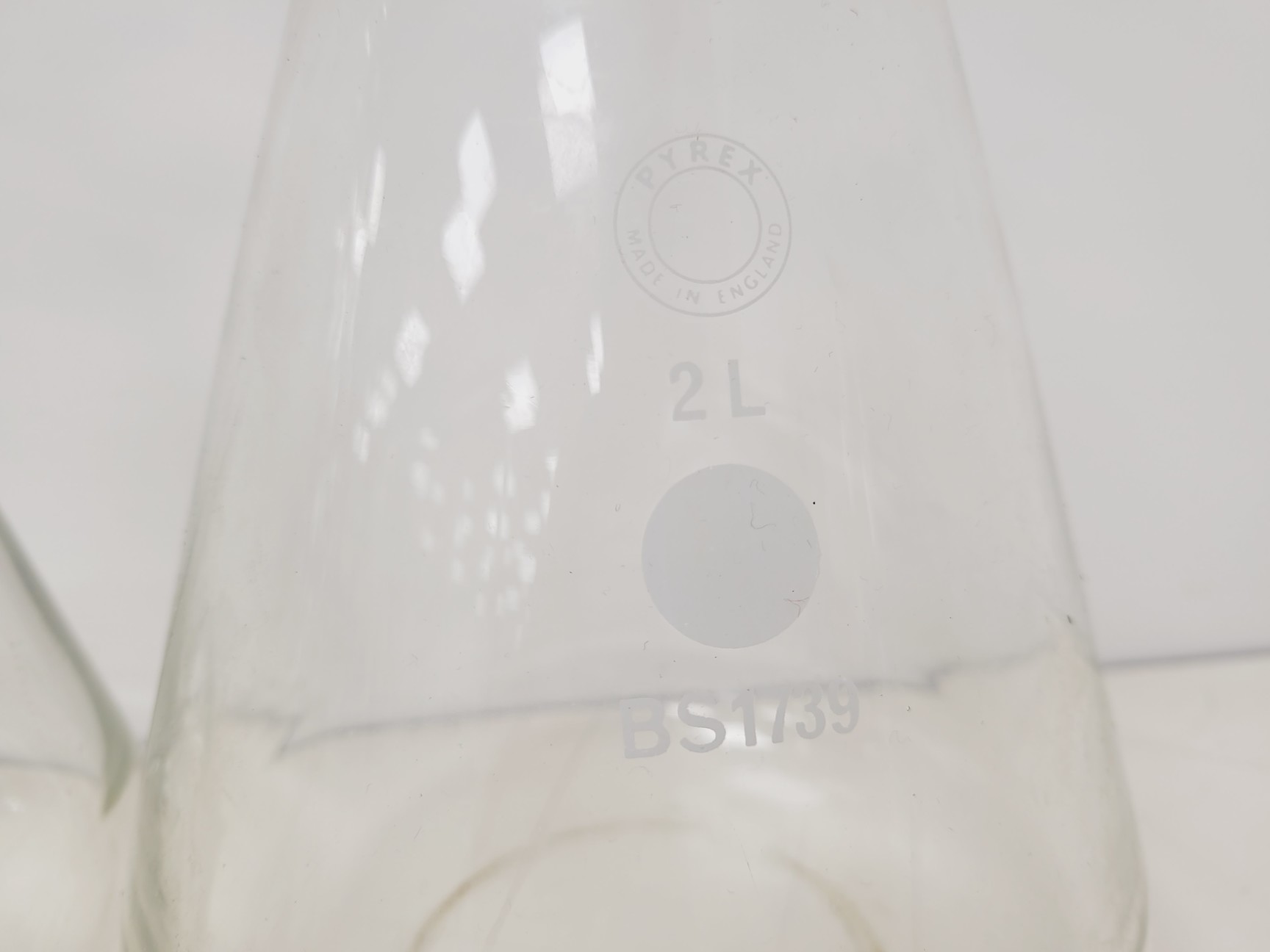 Image of 28 x Conical & Volumetric Laboratory Flasks Lab - Kimax, Quick Fit, Pyrex Lab