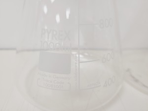 Thumbnail image of 28 x Conical & Volumetric Laboratory Flasks Lab - Kimax, Quick Fit, Pyrex Lab