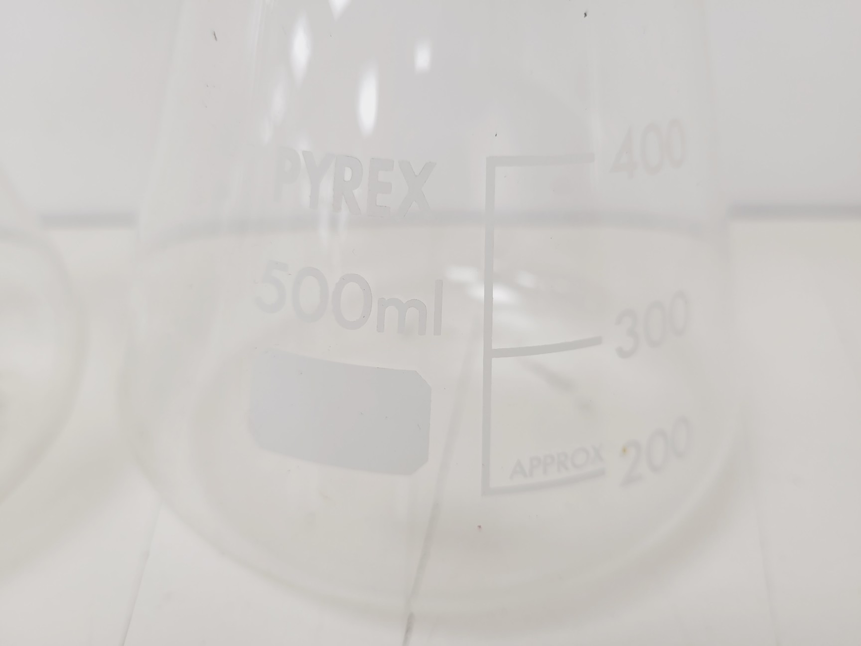 Image of 28 x Conical & Volumetric Laboratory Flasks Lab - Kimax, Quick Fit, Pyrex Lab