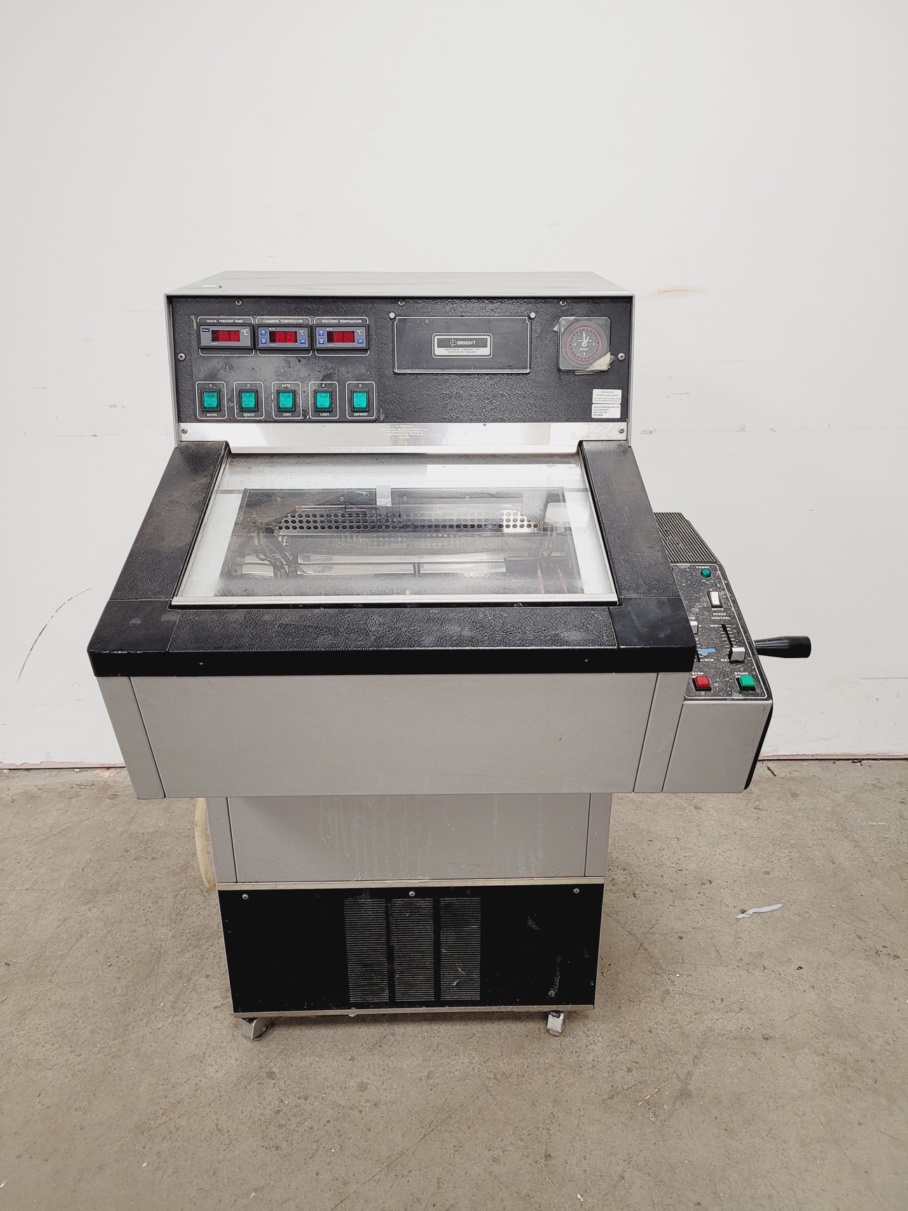 Image of Bright Cryostat  5030 Microtome