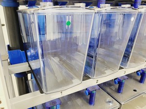 Thumbnail image of Tecniplast Quarantine Rack Fish Tank System ZebTEC & ZB1020MN2AB Power Box