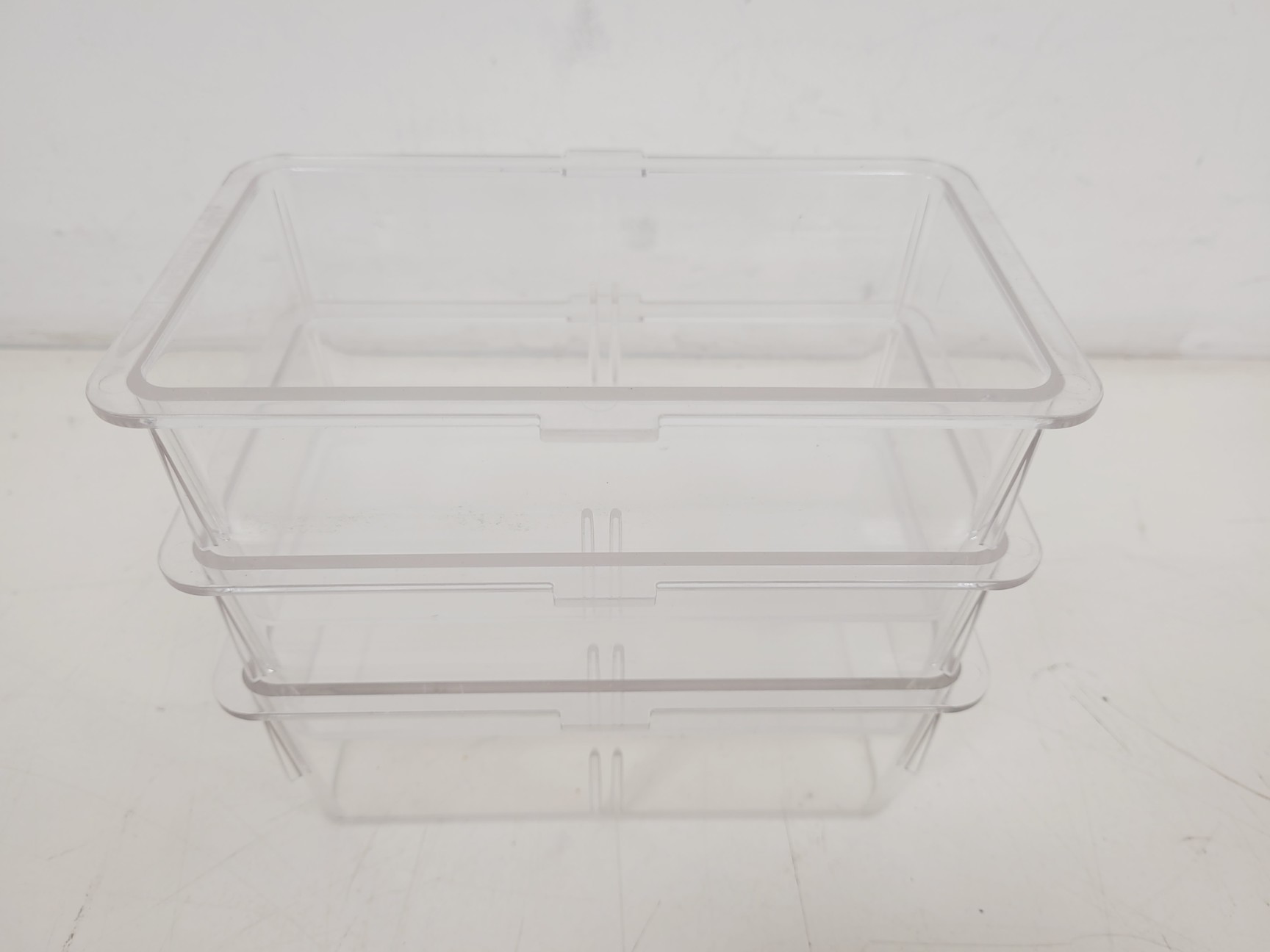 Image of Tecniplast Quarantine Rack Fish Tank System ZebTEC & ZB1020MN2AB Power Box