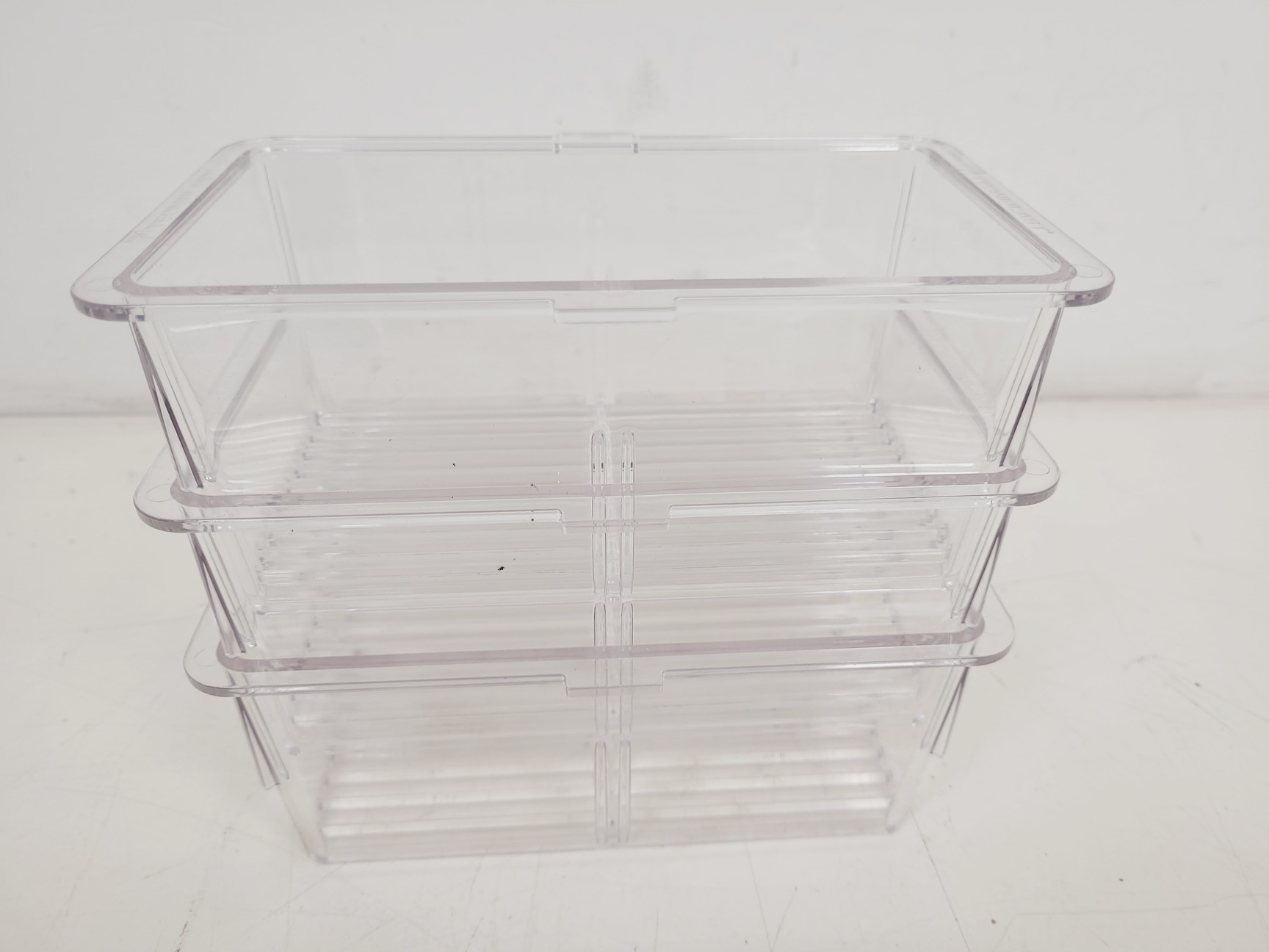 Image of Tecniplast Quarantine Rack Fish Tank System ZebTEC & ZB1020MN2AB Power Box