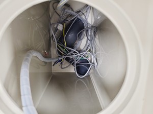 Thumbnail image of Tecniplast Quarantine Rack Fish Tank System ZebTEC & ZB1020MN2AB Power Box
