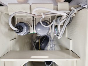 Thumbnail image of Tecniplast Quarantine Rack Fish Tank System ZebTEC & ZB1020MN2AB Power Box