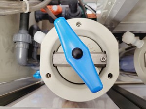 Thumbnail image of Tecniplast Quarantine Rack Fish Tank System ZebTEC & ZB1020MN2AB Power Box