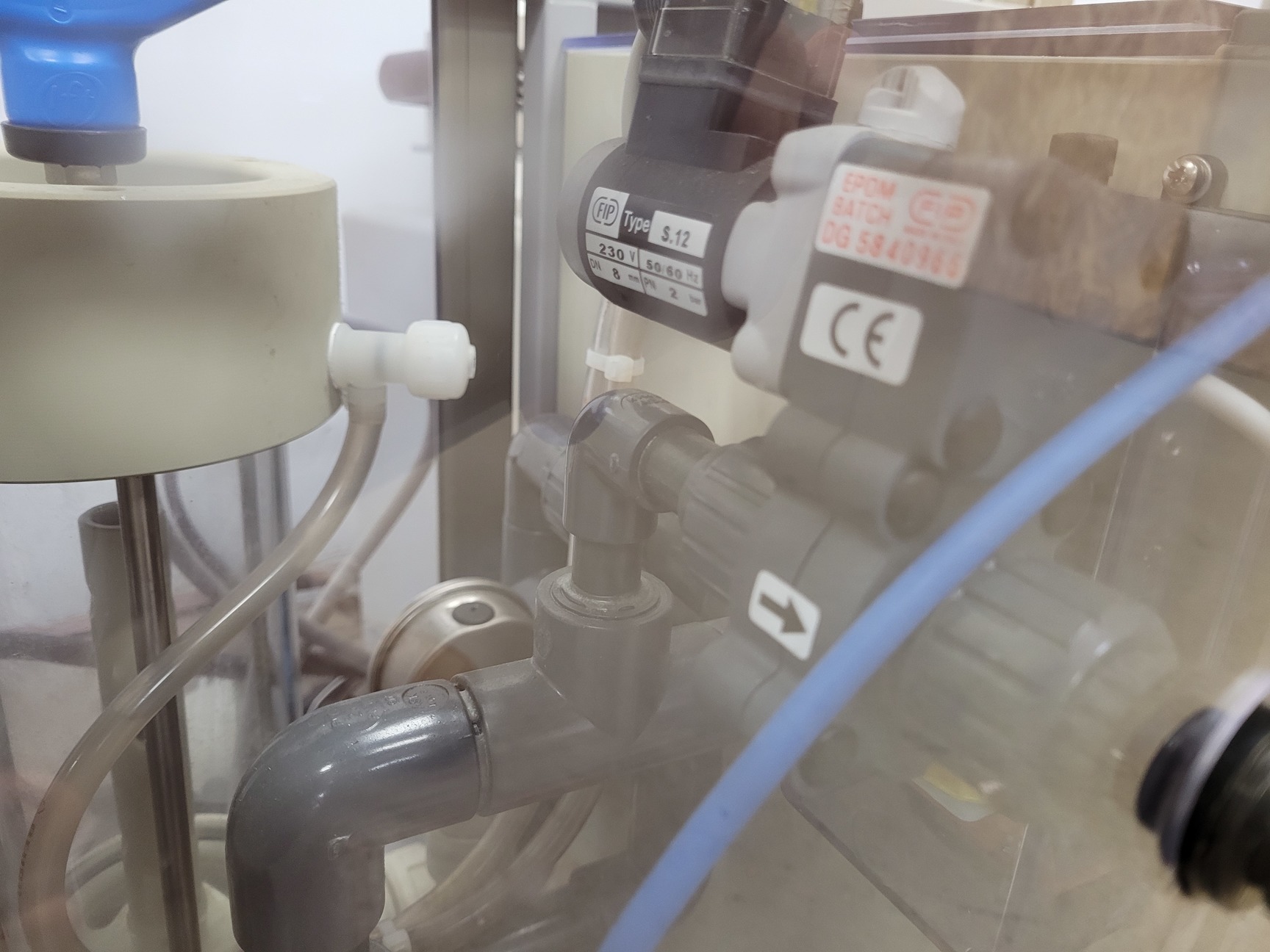 Image of Tecniplast Quarantine Rack Fish Tank System ZebTEC  with ZB1020MN2AB Power Box