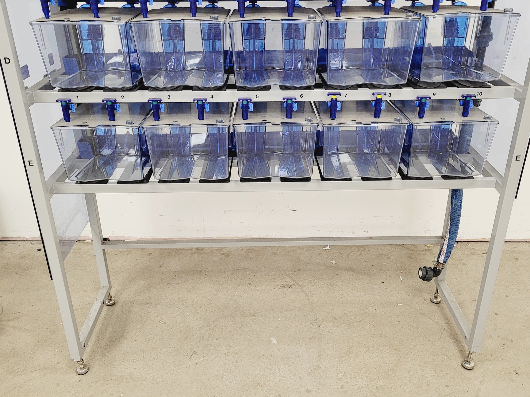 Image of Tecniplast Quarantine Rack Fish Tank System ZebTEC  with ZB1020MN2AB Power Box