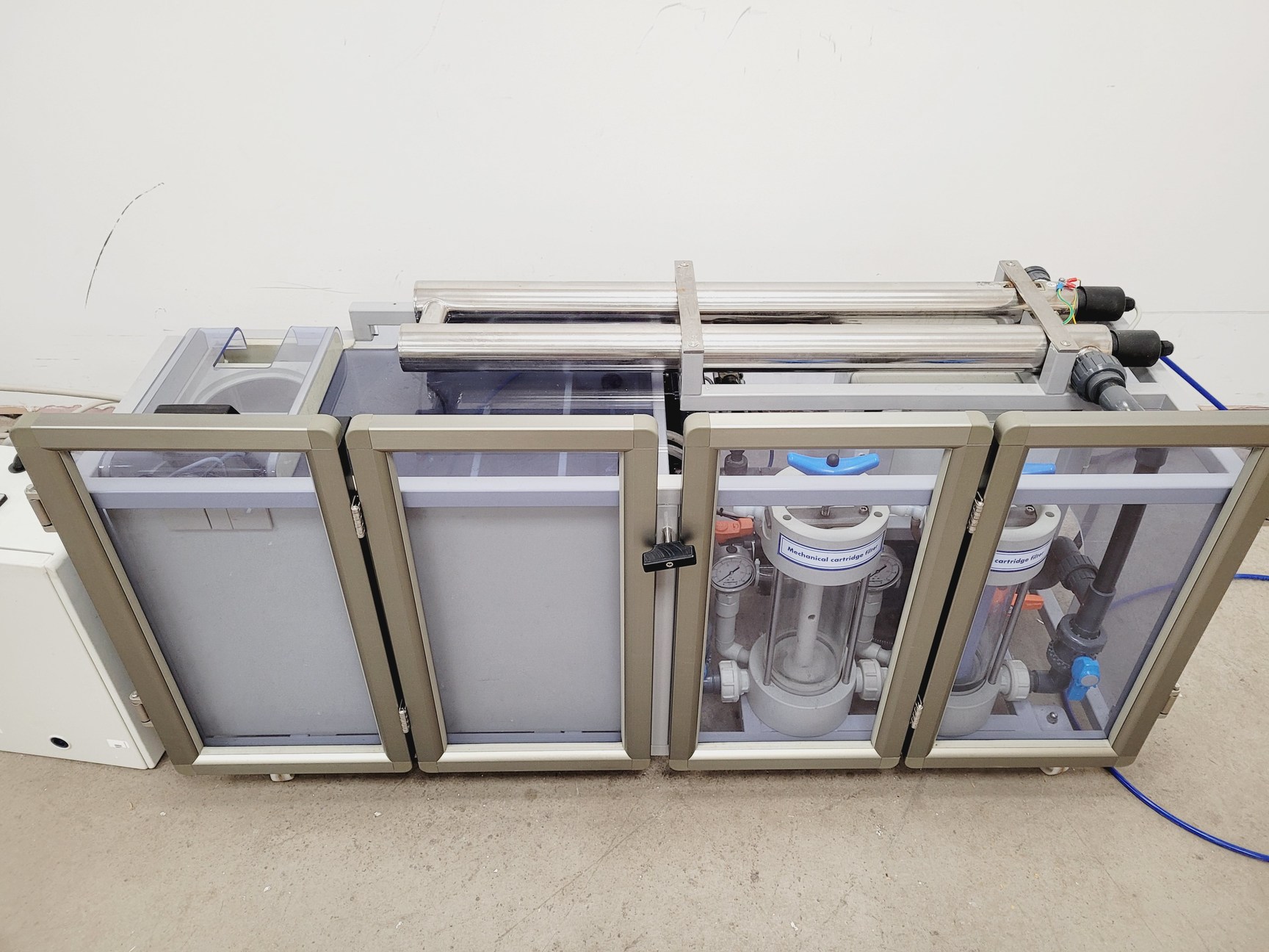 Image of Tecniplast Quarantine Rack Fish Tank System ZebTEC  with ZB1020MN2AB Power Box