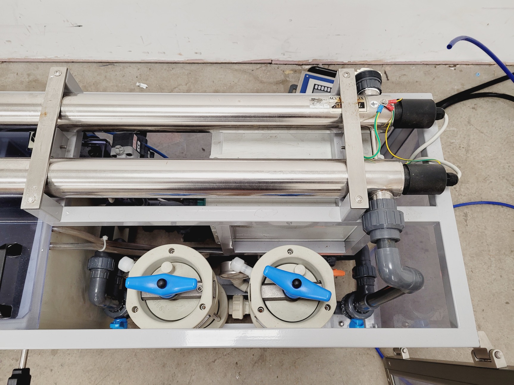 Image of Tecniplast Quarantine Rack Fish Tank System ZebTEC  with ZB1020MN2AB Power Box