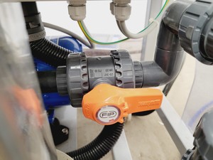 Thumbnail image of Tecniplast Quarantine Rack Fish Tank System ZebTEC  with ZB1020MN2AB Power Box