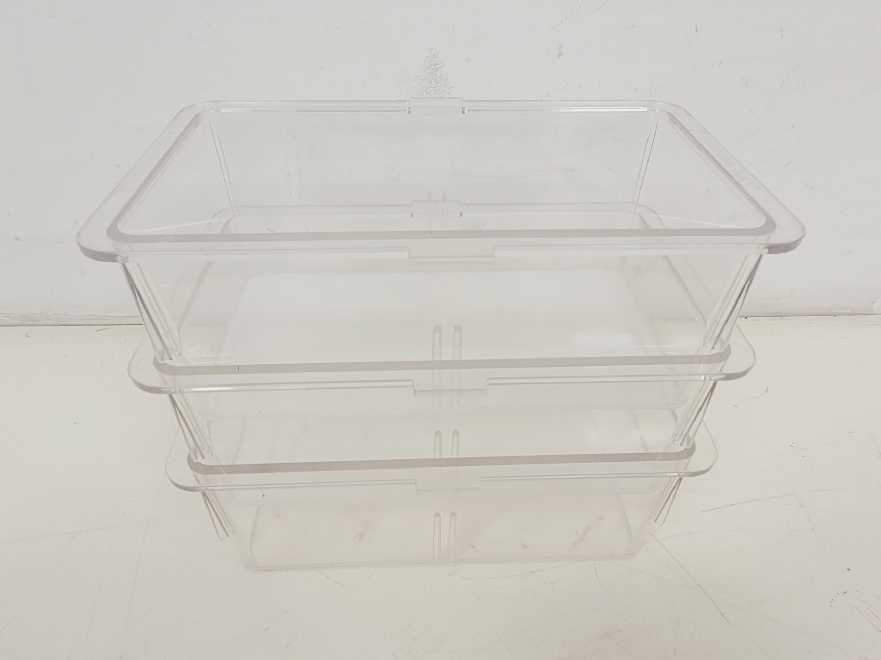 Image of Tecniplast Quarantine Rack Fish Tank System ZebTEC  with ZB1020MN2AB Power Box