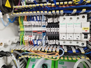 Thumbnail image of Tecniplast Quarantine Rack Fish Tank System ZebTEC  with ZB1020MN2AB Power Box