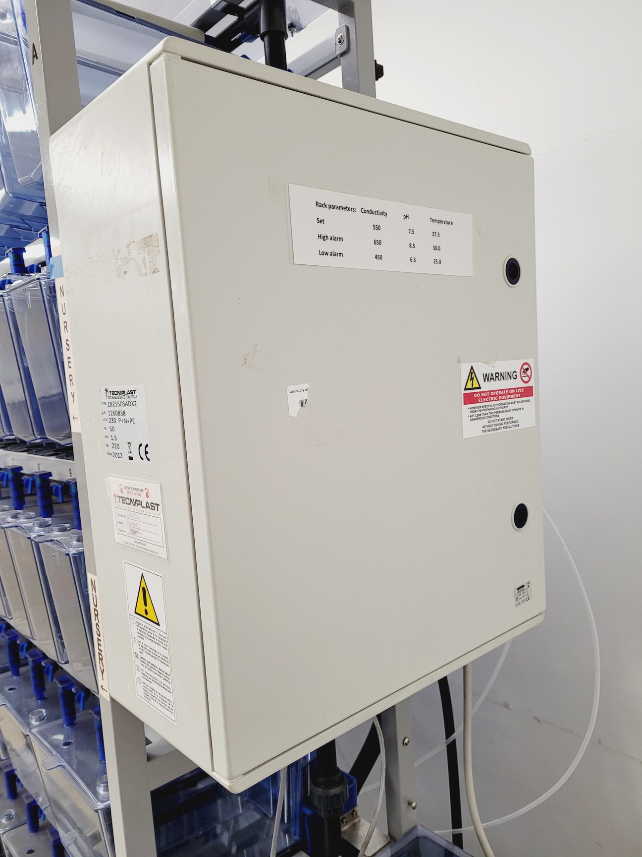 Image of Tecniplast Quarantine ZebTEC Rack Fish Tank System with ZB1020MN2AB Power Box