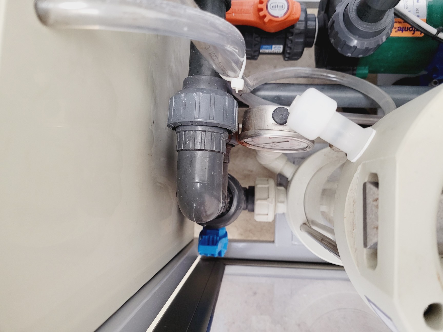 Image of Tecniplast Quarantine ZebTEC Rack Fish Tank System with ZB1020MN2AB Power Box