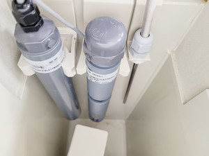 Thumbnail image of Tecniplast Quarantine ZebTEC Rack Fish Tank System with ZB1020MN2AB Power Box